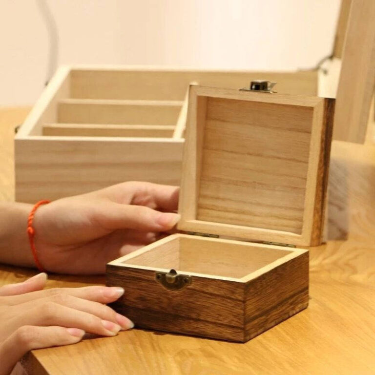 Wooden Box Custom Handmade Craft (2)