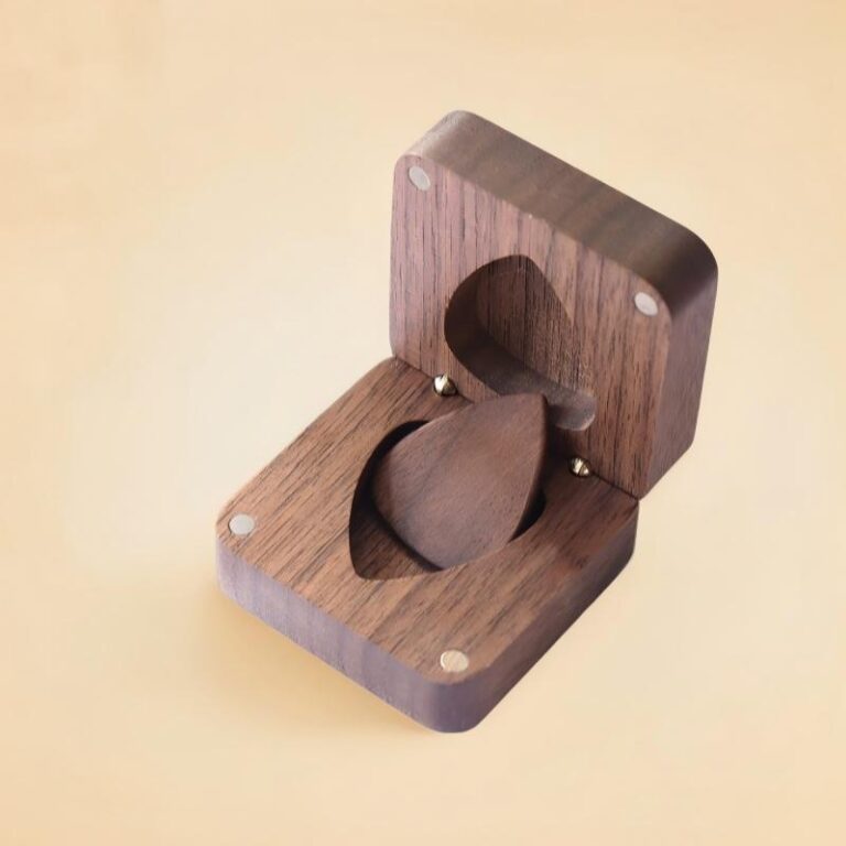 Walnut Guitar Pick Organizer Box (4)