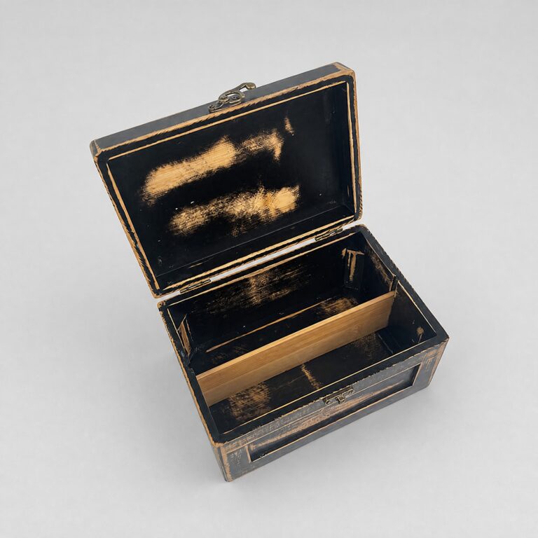 stash-box-2-open-interior